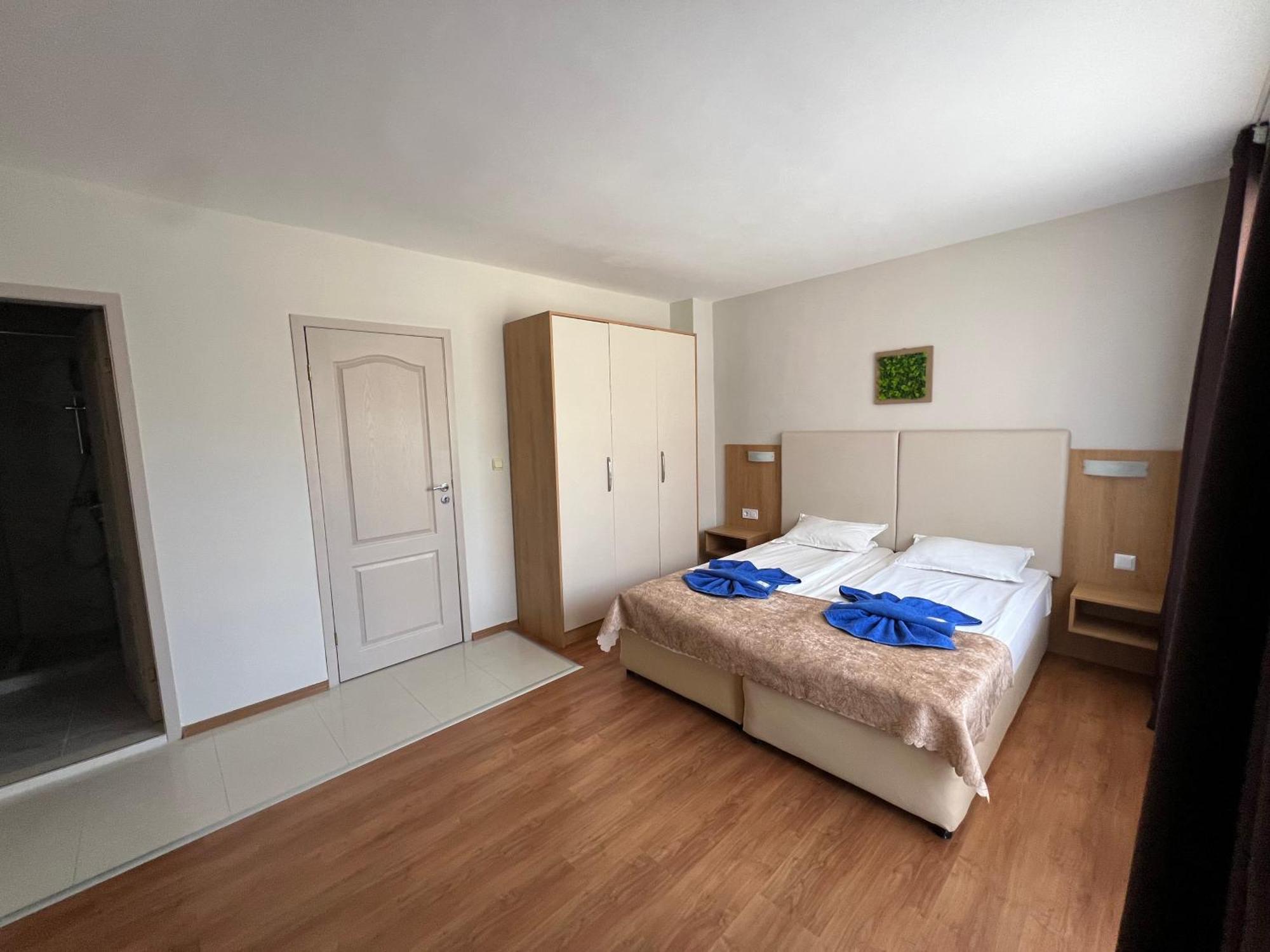 Family Hotel Milev スヴェティ・ヴラス エクステリア 写真