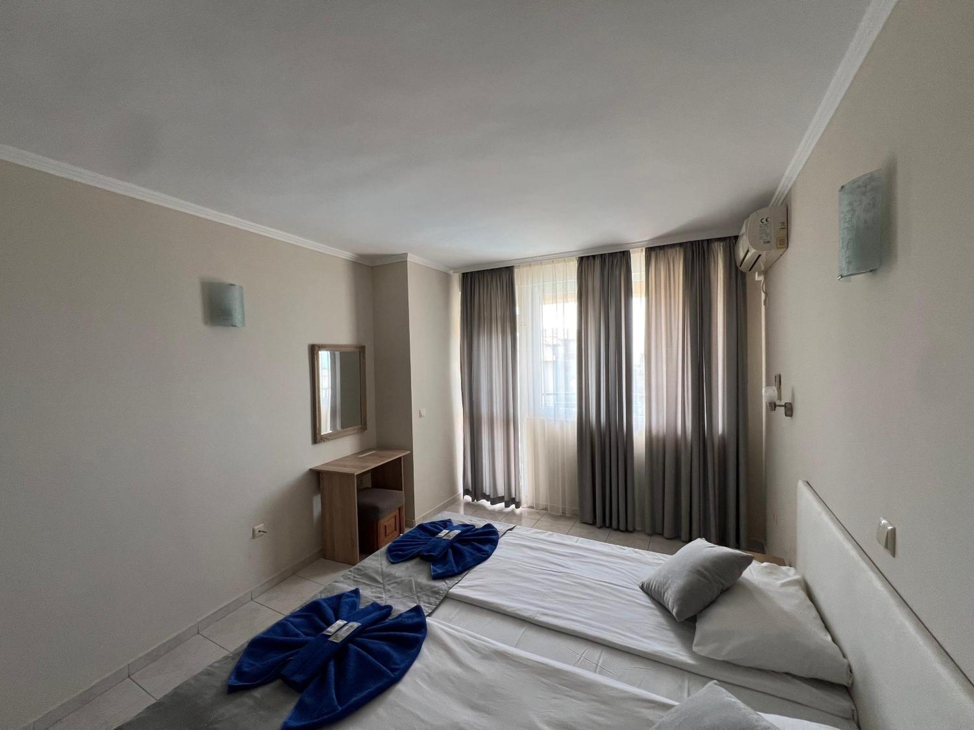 Family Hotel Milev スヴェティ・ヴラス エクステリア 写真